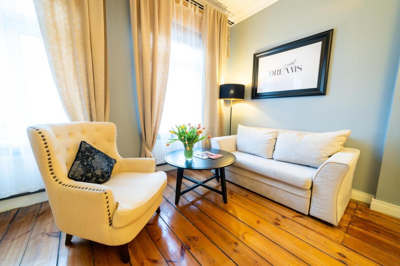 Apartamenty Pod Zegarem Mikołajki Kültér fotó